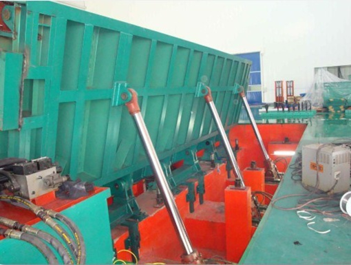 液壓系統(tǒng)維修(圖2) 液壓系統(tǒng)維修(圖2)