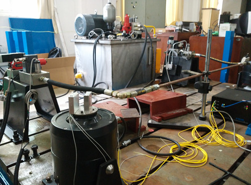 液壓系統(tǒng)(圖8)