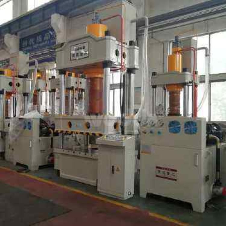 四柱壓力機維修(圖1)